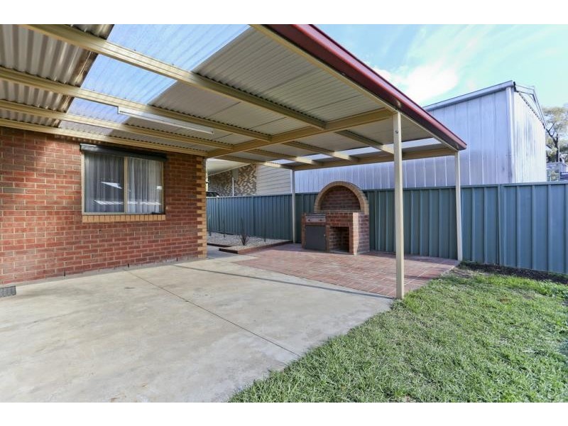 2 Jorben Place, Golden Square VIC 3555