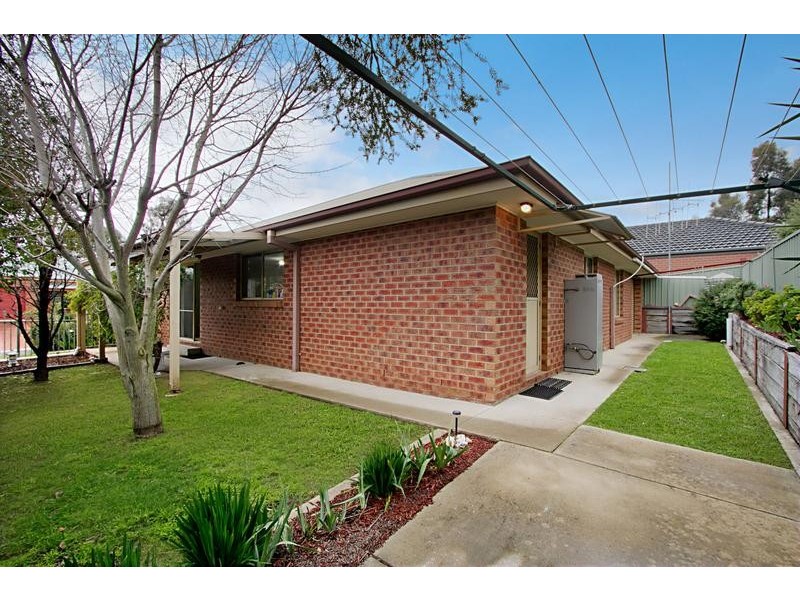 11 Devon Close, Strathdale VIC 3550