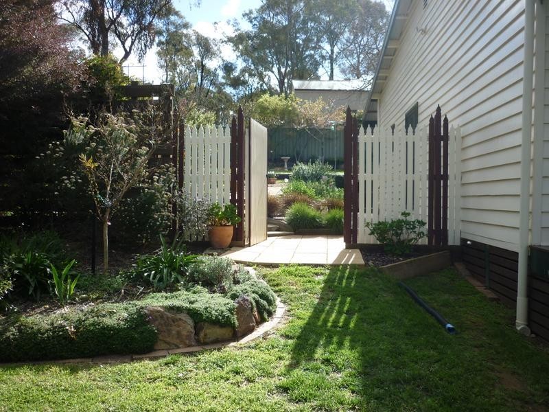 29 Shakespeare Street, Spring Gully VIC 3550