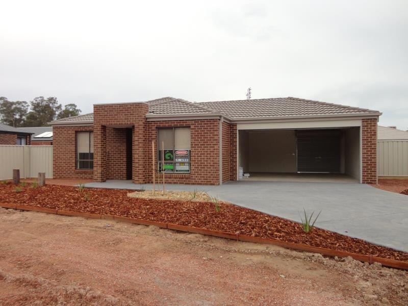 7 Cobb Court, Kangaroo Flat VIC 3555