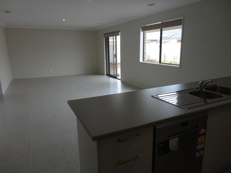 7 Cobb Court, Kangaroo Flat VIC 3555