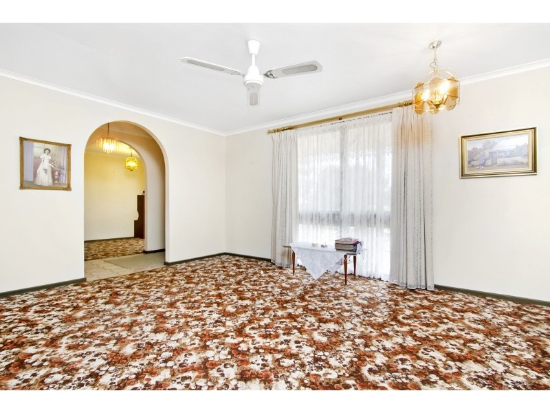 61 Lockwood Road, Kangaroo Flat VIC 3555