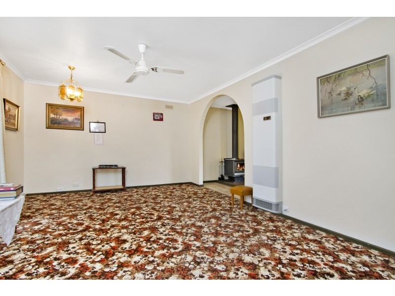 61 Lockwood Road, Kangaroo Flat VIC 3555