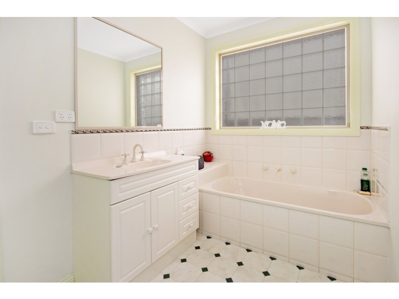 56 Day Street, East Bendigo VIC 3550