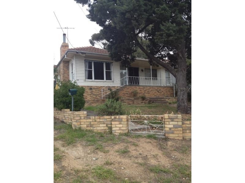 25 Holmes Road, North Bendigo VIC 3550