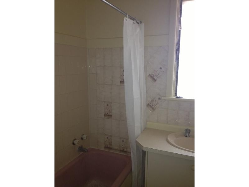 25 Holmes Road, North Bendigo VIC 3550