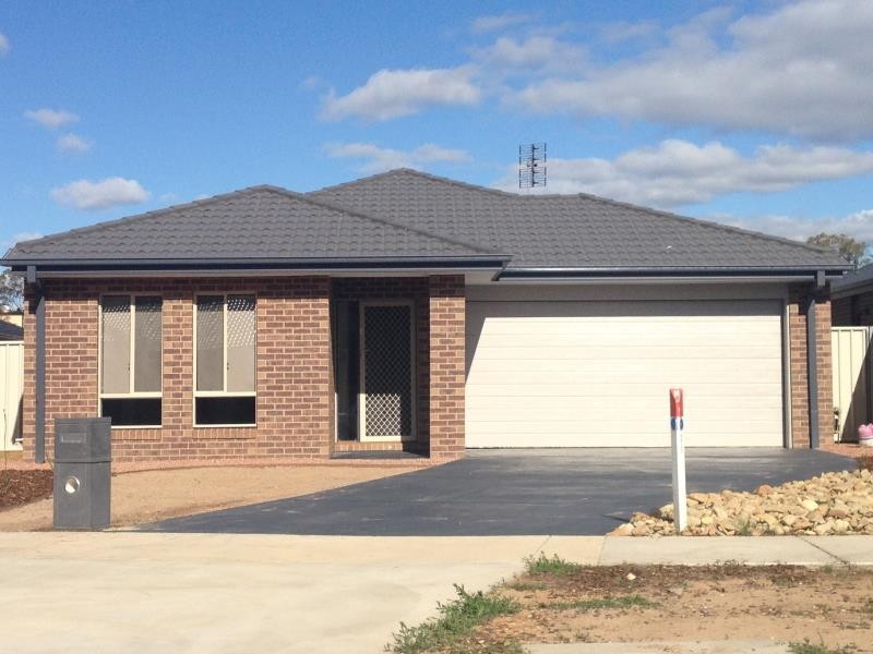 5 Cobb Court, Kangaroo Flat VIC 3555