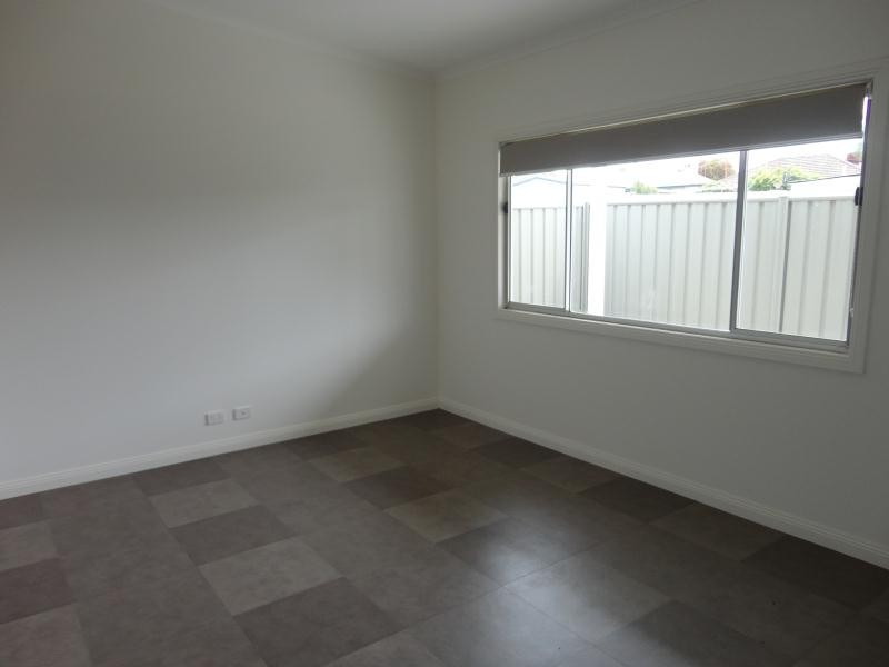 20 MacDougall Road, Golden Square VIC 3555