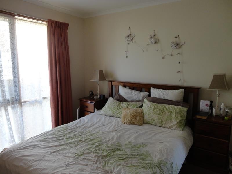 2/13 Proud Terrace, Flora Hill, Flora Hill VIC 3550