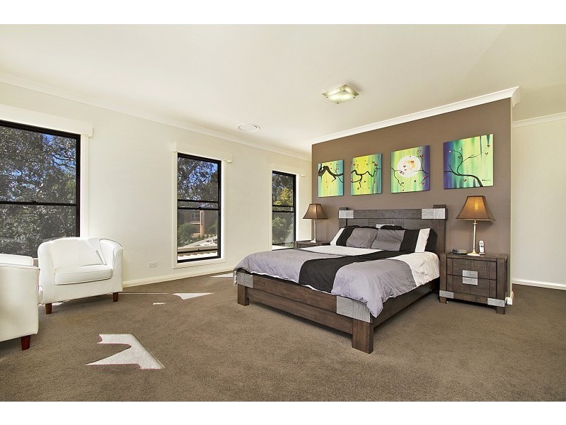 15 Hillary Court, Strathdale VIC 3550