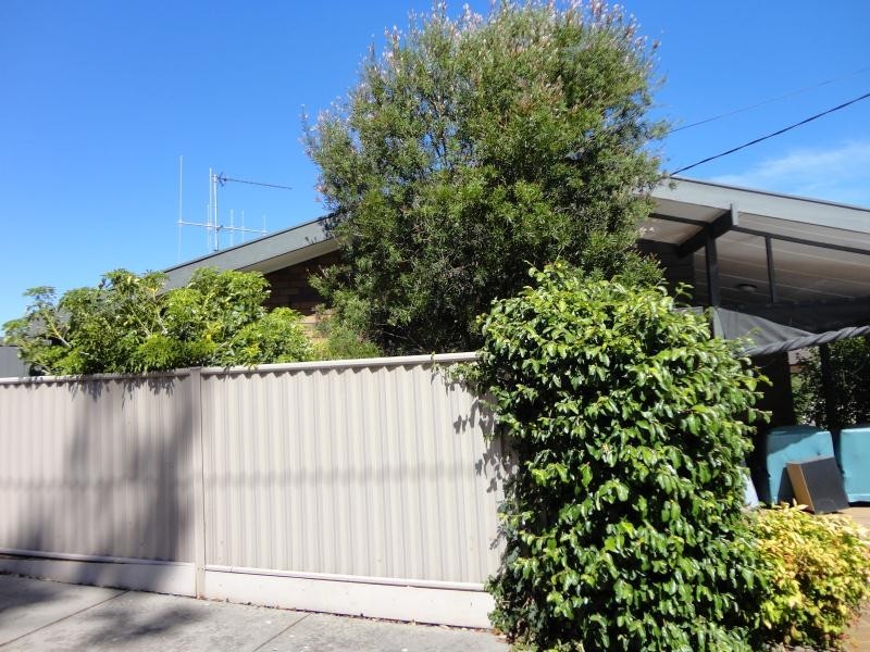 11 Desmond Street, Strathdale VIC 3550