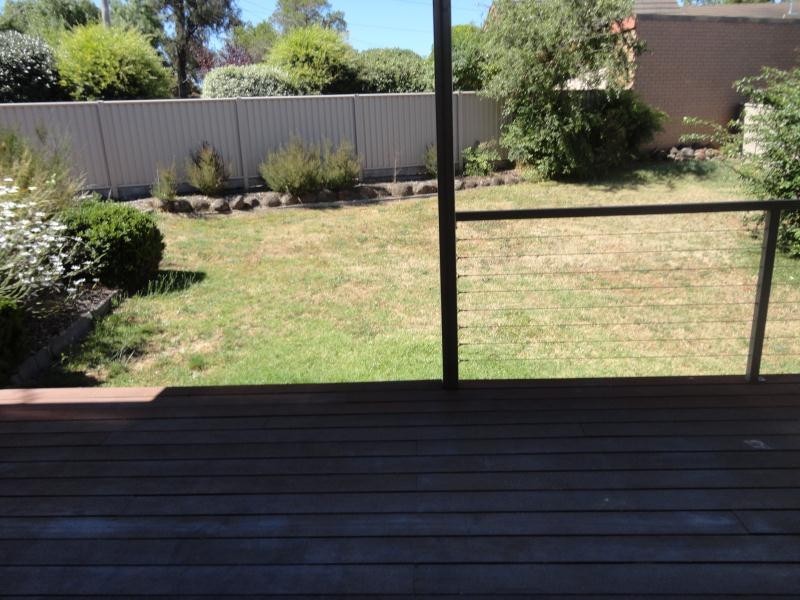 11 Desmond Street, Strathdale VIC 3550