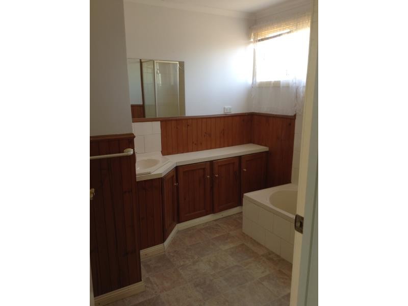 2 Allingham Street, Golden Square VIC 3555