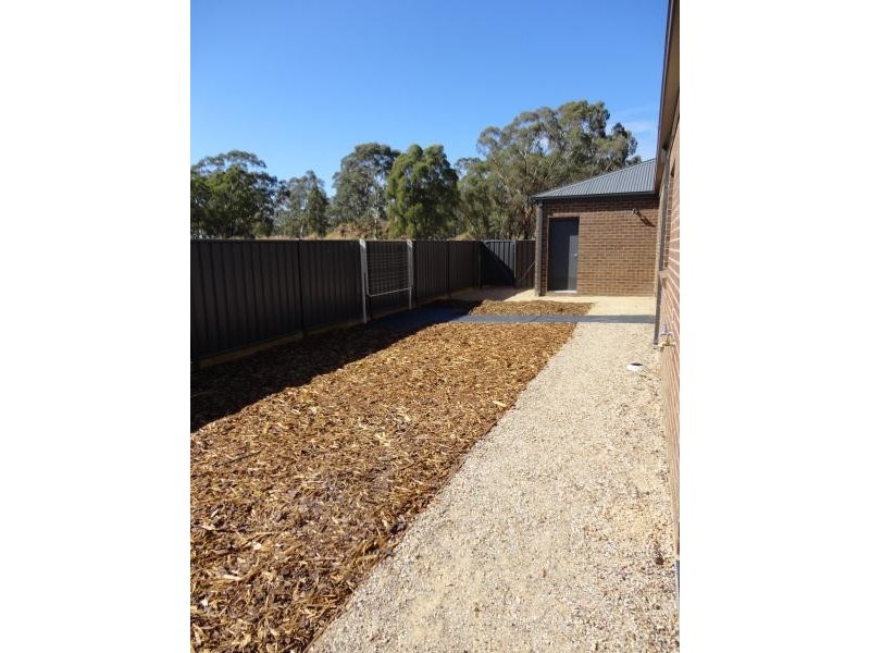 212 Redgum Drive, Eaglehawk VIC 3556