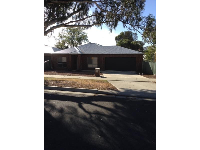 31 Fox Street, East Bendigo VIC 3550
