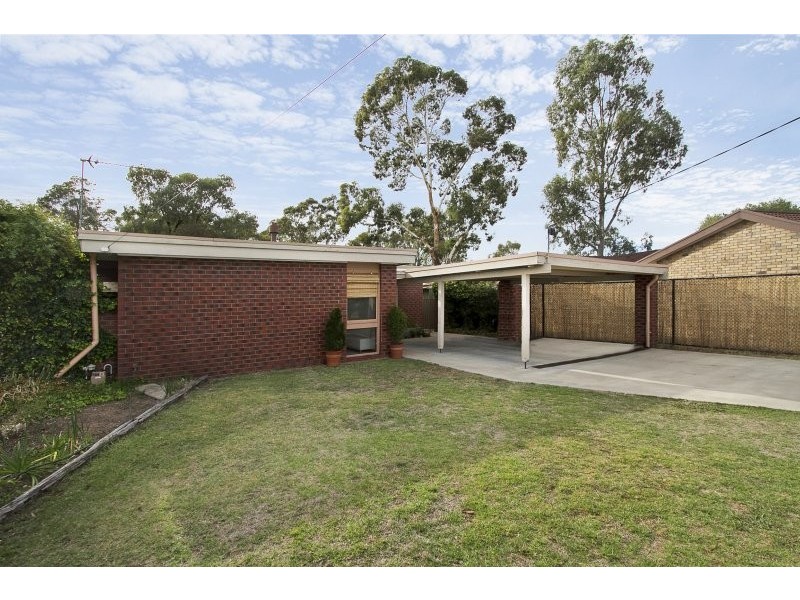 5 Belinda Avenue, Golden Square VIC 3555