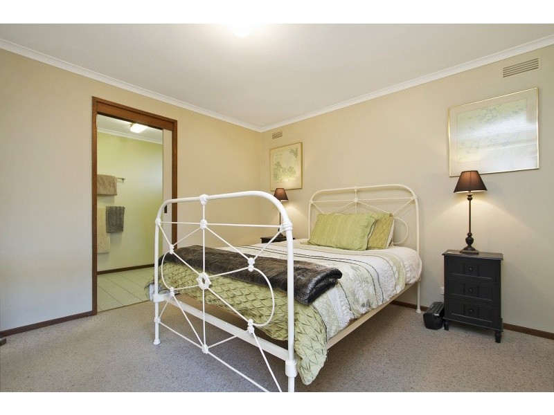 5 Belinda Avenue, Golden Square VIC 3555