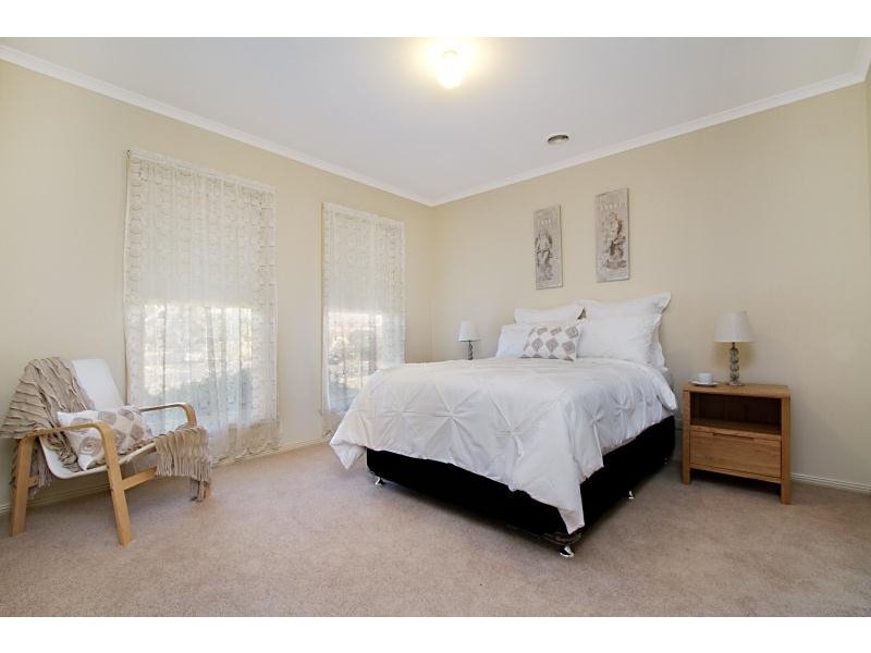 1 Glenshael Court, Strathfieldsaye VIC 3551
