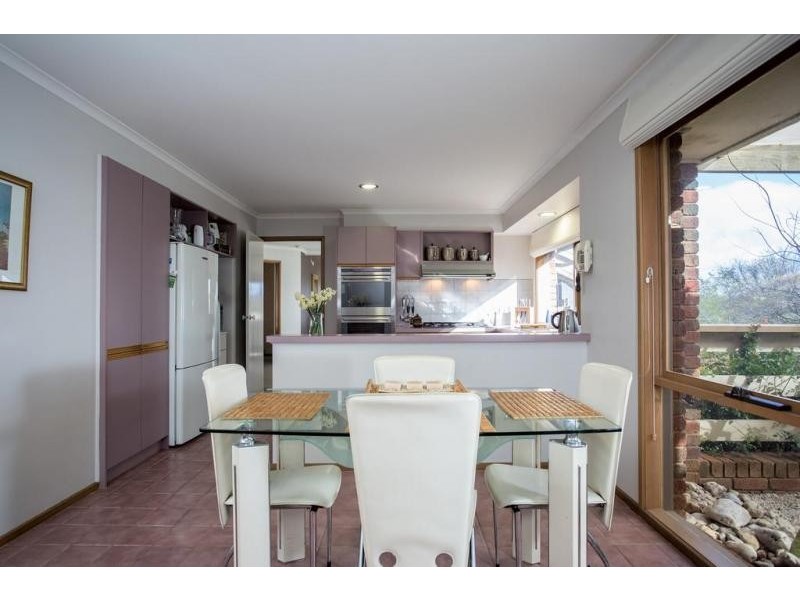 1 Essex Court, Strathdale VIC 3550