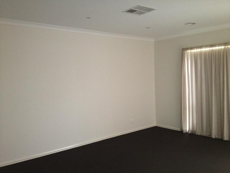 14 Elandra Drive, Epsom VIC 3551