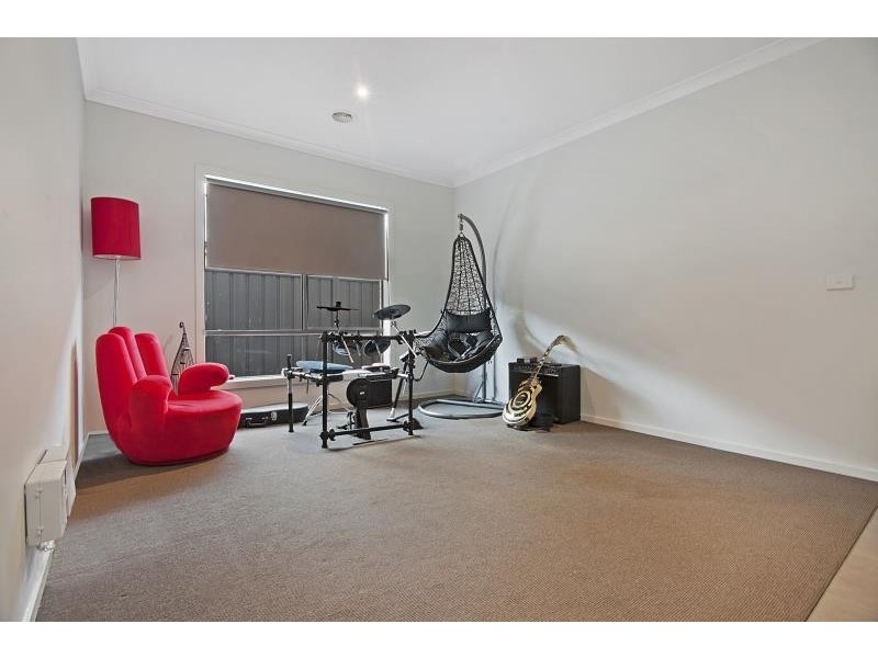 4 Perry Lane, Epsom VIC 3551