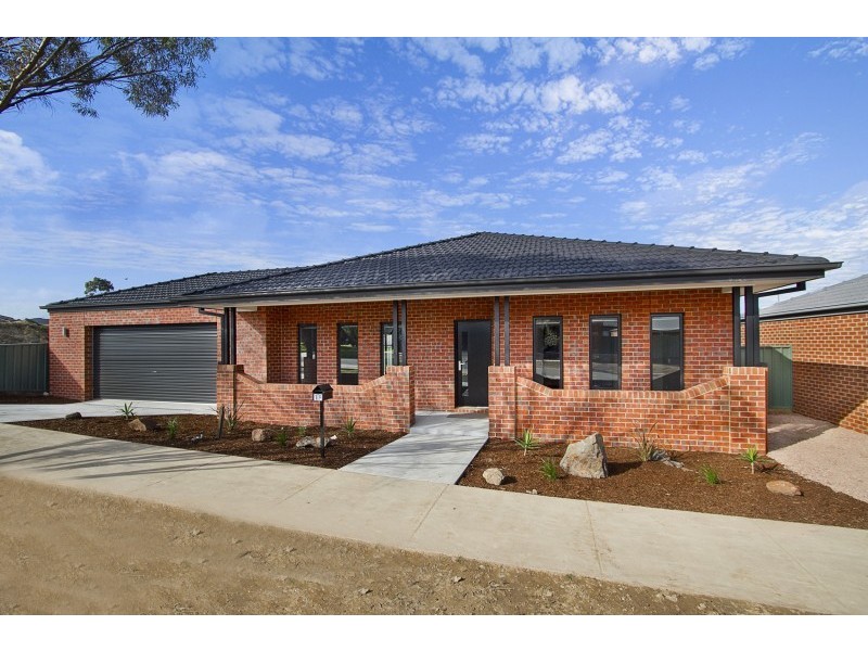 19 Muriel Street, Kangaroo Flat VIC 3555