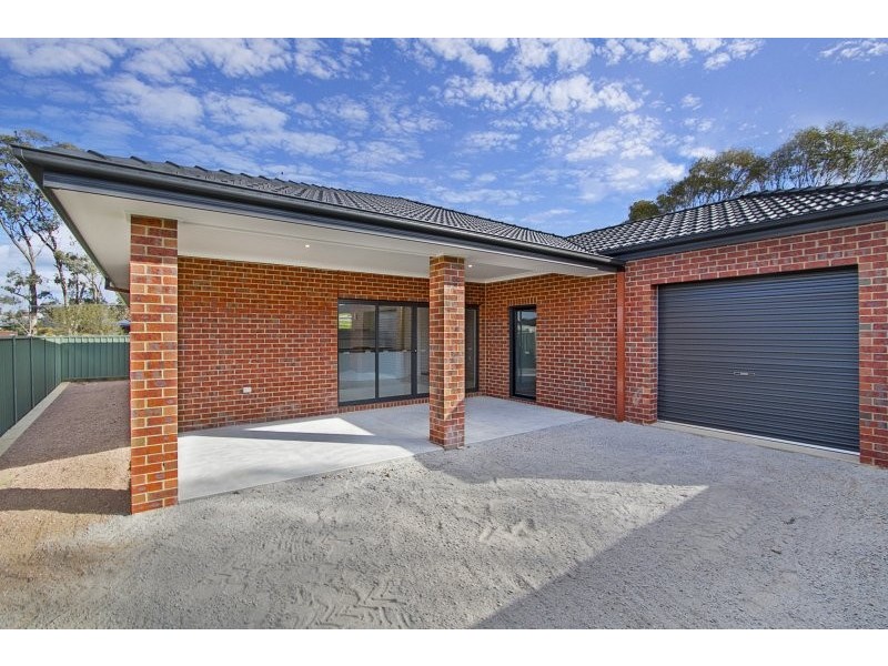 19 Muriel Street, Kangaroo Flat VIC 3555