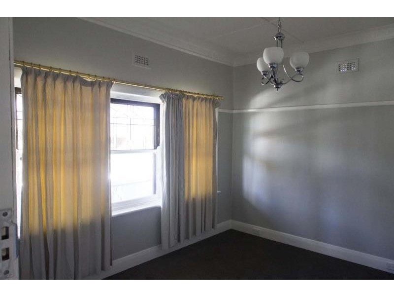 30 Hallam Street, Quarry Hill VIC 3550