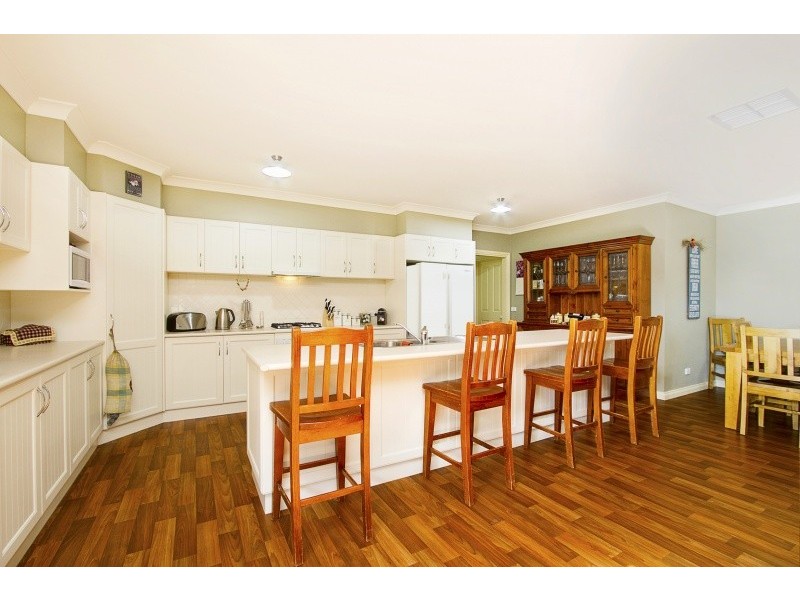 25 Athena Way, Strathfieldsaye VIC 3551