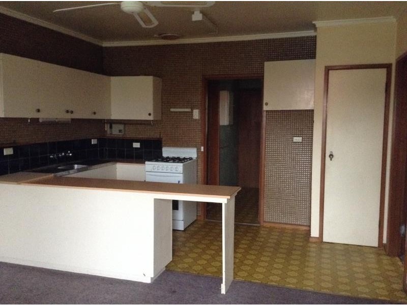1/278 Mackenzie Stret, Golden Square VIC 3555
