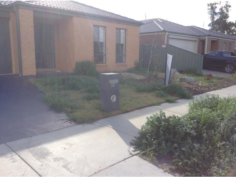 23 Caulfield Drive, Epsom VIC 3551