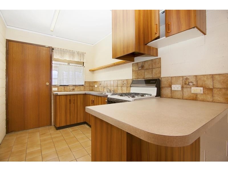 1/13 Nelson Street, California Gully VIC 3556