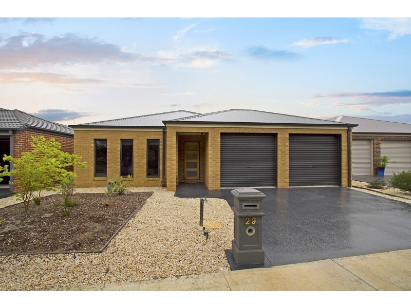 29 Sanctuary Boulevard, Maiden Gully VIC 3551