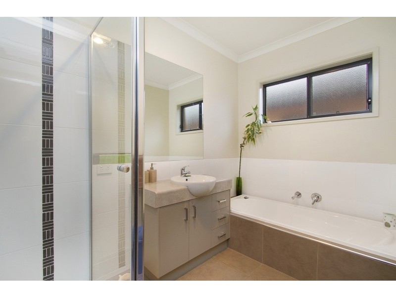 29 Sanctuary Boulevard, Maiden Gully VIC 3551