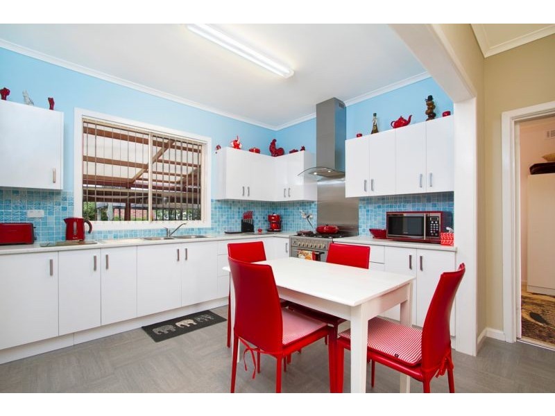 5a Louis Street, Long Gully VIC 3550