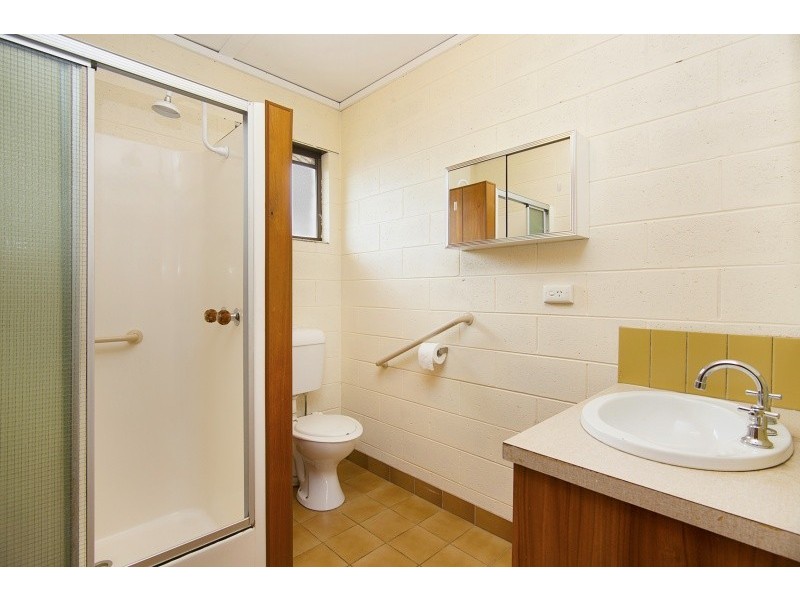1/13 Nelson Street, California Gully VIC 3556