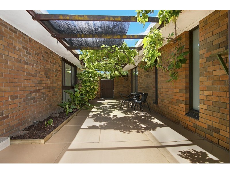 17 Nabilla Crescent, Strathdale VIC 3550