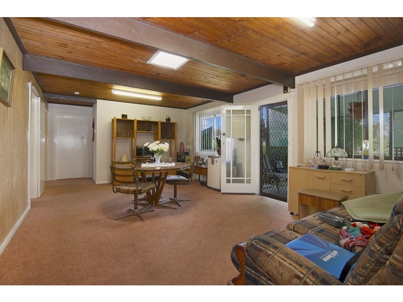 207 Jobs Gully Road, Eaglehawk VIC 3556