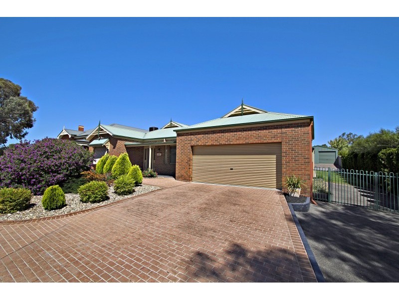3 Currawong Court, Kennington VIC 3550