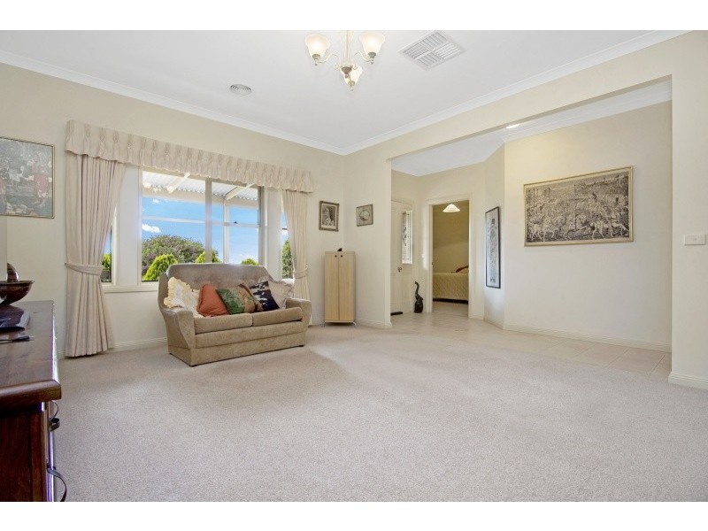 3 Currawong Court, Kennington VIC 3550