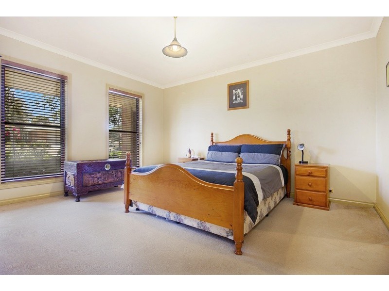 37 Pioneer Drive, Maiden Gully VIC 3551