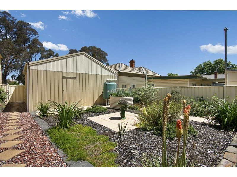 21 Parker Street, Castlemaine VIC 3450