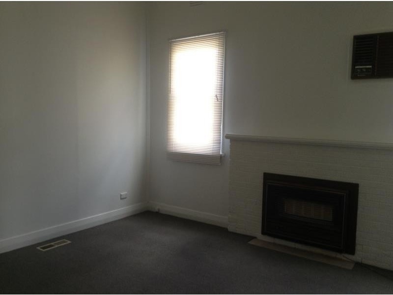 4 Denham street, Eaglehawk VIC 3556