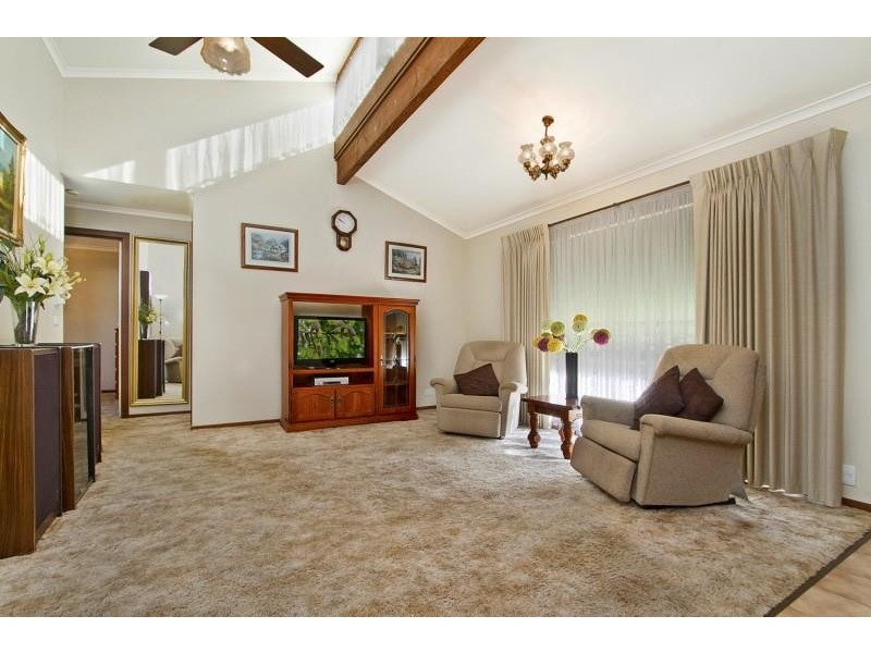 1/174 Retreat Road, Spring Gully VIC 3550