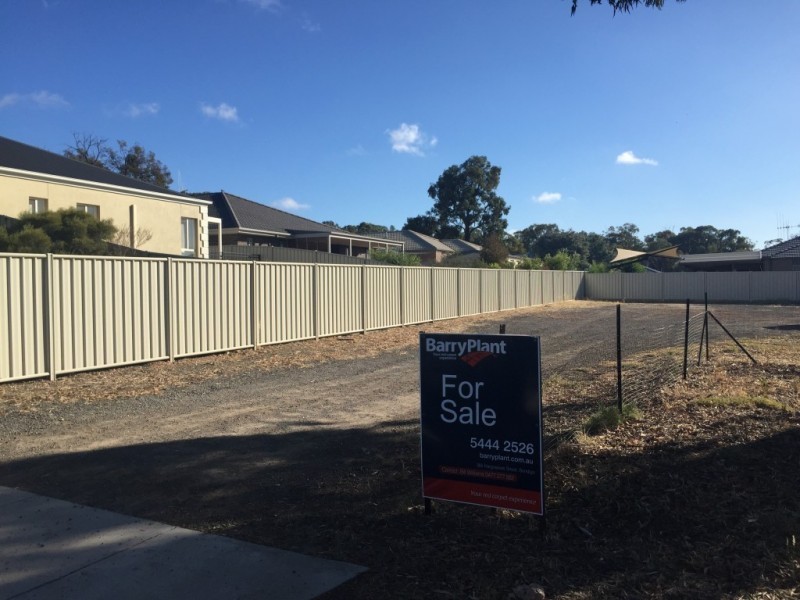 15 McClelland Drive, Eaglehawk VIC 3556