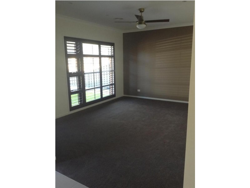 10 Roper Terrace, Epsom VIC 3551