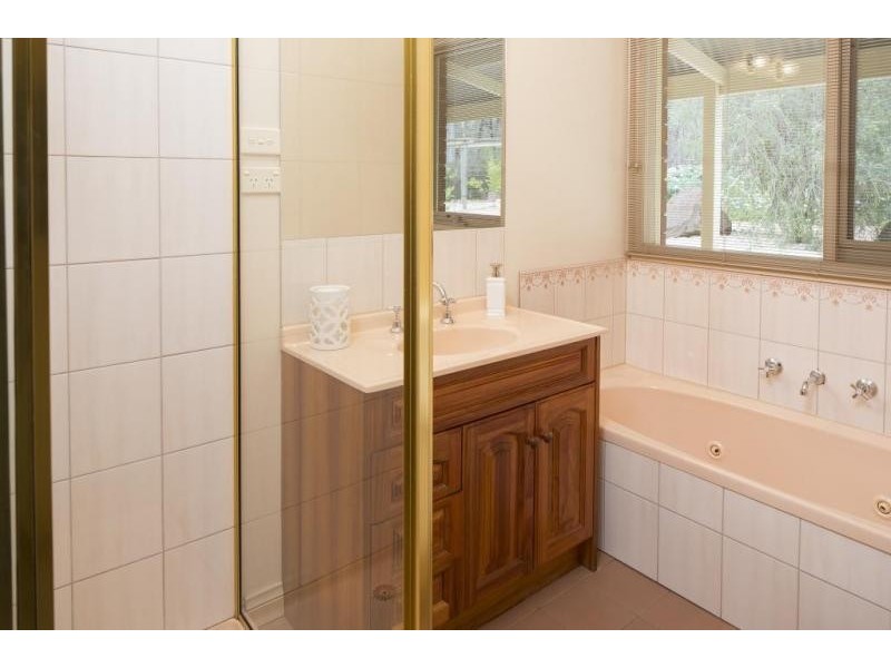 101 Sinclairs Road, Strathfieldsaye VIC 3551
