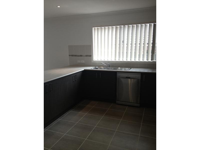 10 National Parade, Eaglehawk VIC 3556