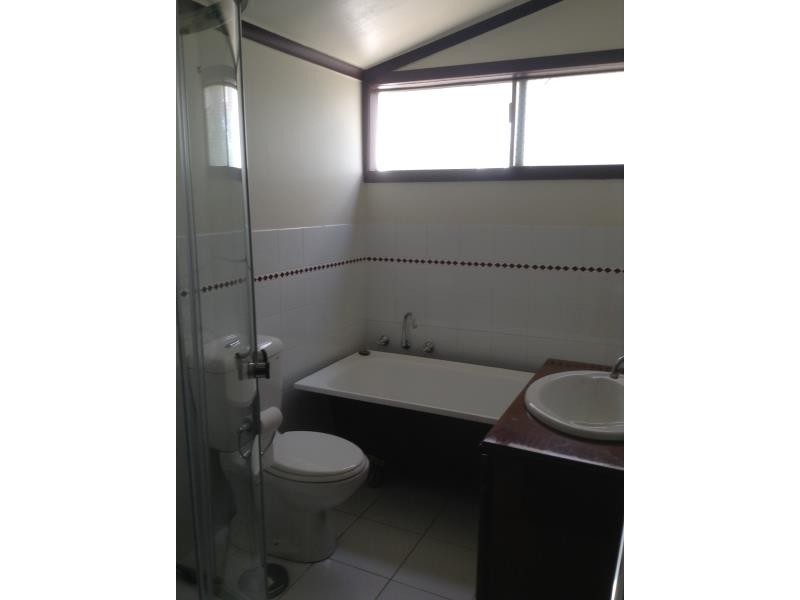 28 MacDougall Road, Golden Square VIC 3555