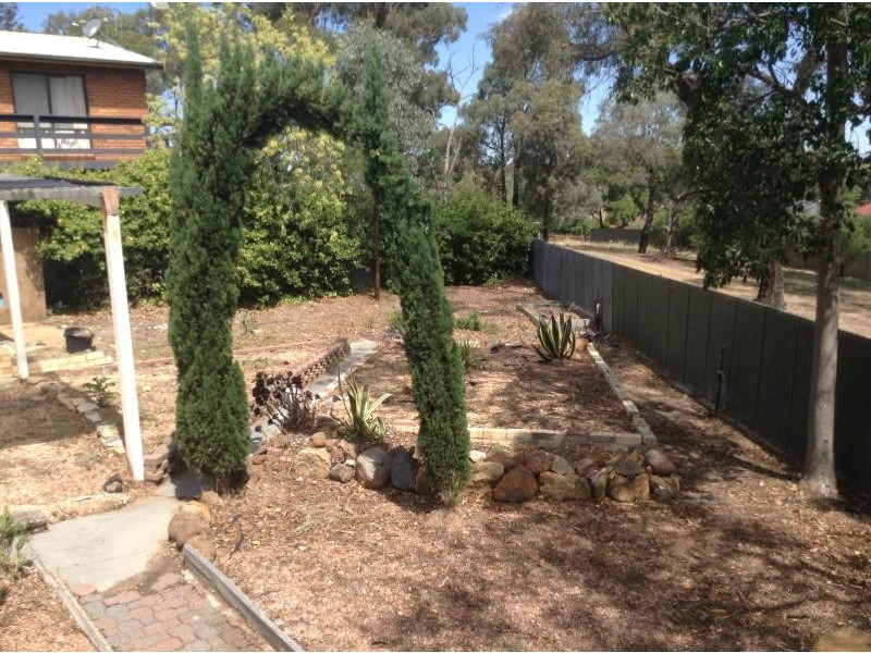 8 Towers street, Flora Hill VIC 3550